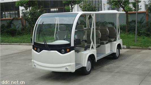  四轮电动车